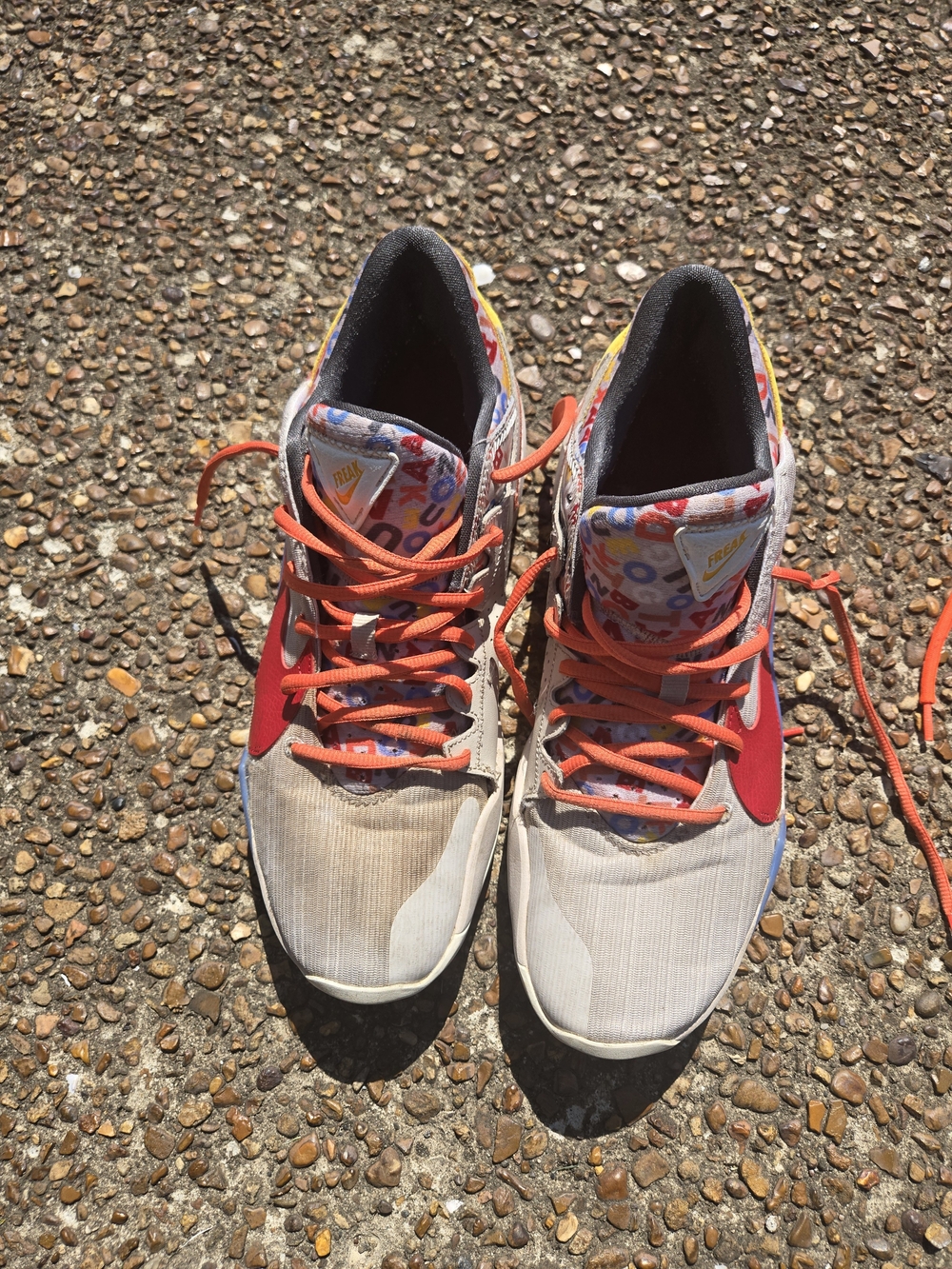 Nike Cream and Red Men's Athletic Sneakers with Orange Laces
